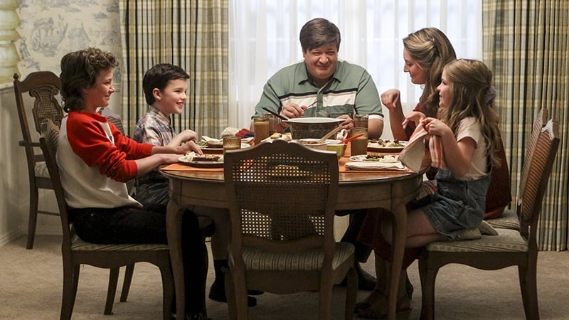 The cast of Young Sheldon in the pilot episode The cast of Young Sheldon in the pilot episode