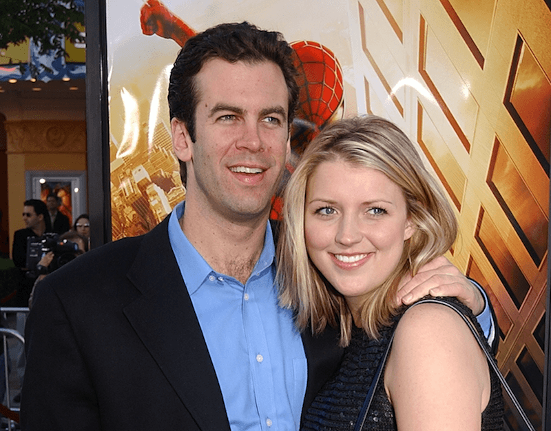 Alex Michel and Amanda Marsh standing closely next to each other and smiling. Alex Michel and Amanda Marsh standing closely next to each other and smiling.