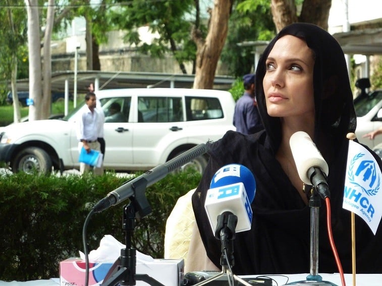 Angelina Jolie gives a press conference in Pakistan on September 8, 2010.