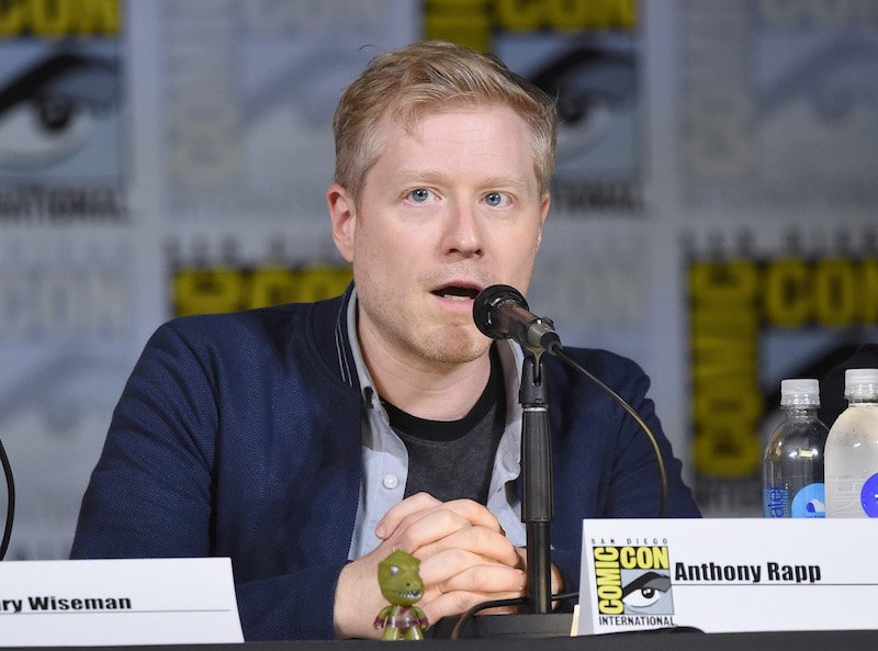 Anthony Rapp attends the "Star Trek: Discovery" panel during Comic-Con International 2017 Anthony Rapp attends the "Star Trek: Discovery" panel during Comic-Con International 2017