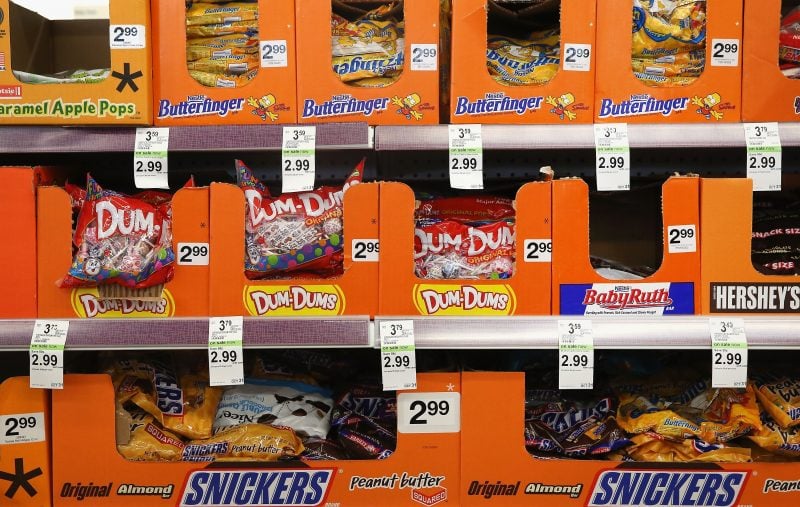 Halloween cukorka egy Walgreens boltban szeptember 19-én, 2013-ban Wheeling, Illinois.
