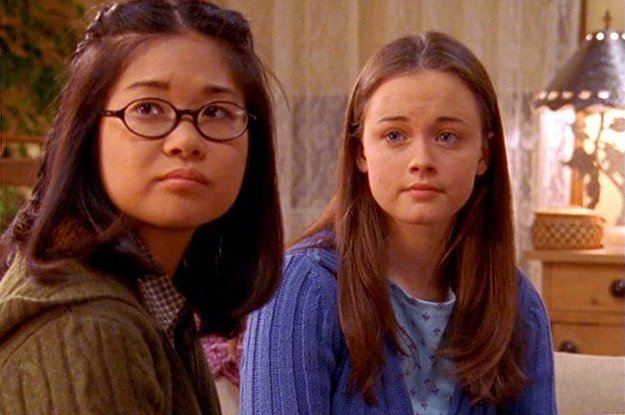 Keiko Agena and Alexis Bledel sit next to each other on Gilmore Girls Keiko Agena and Alexis Bledel sit next to each other on Gilmore Girls