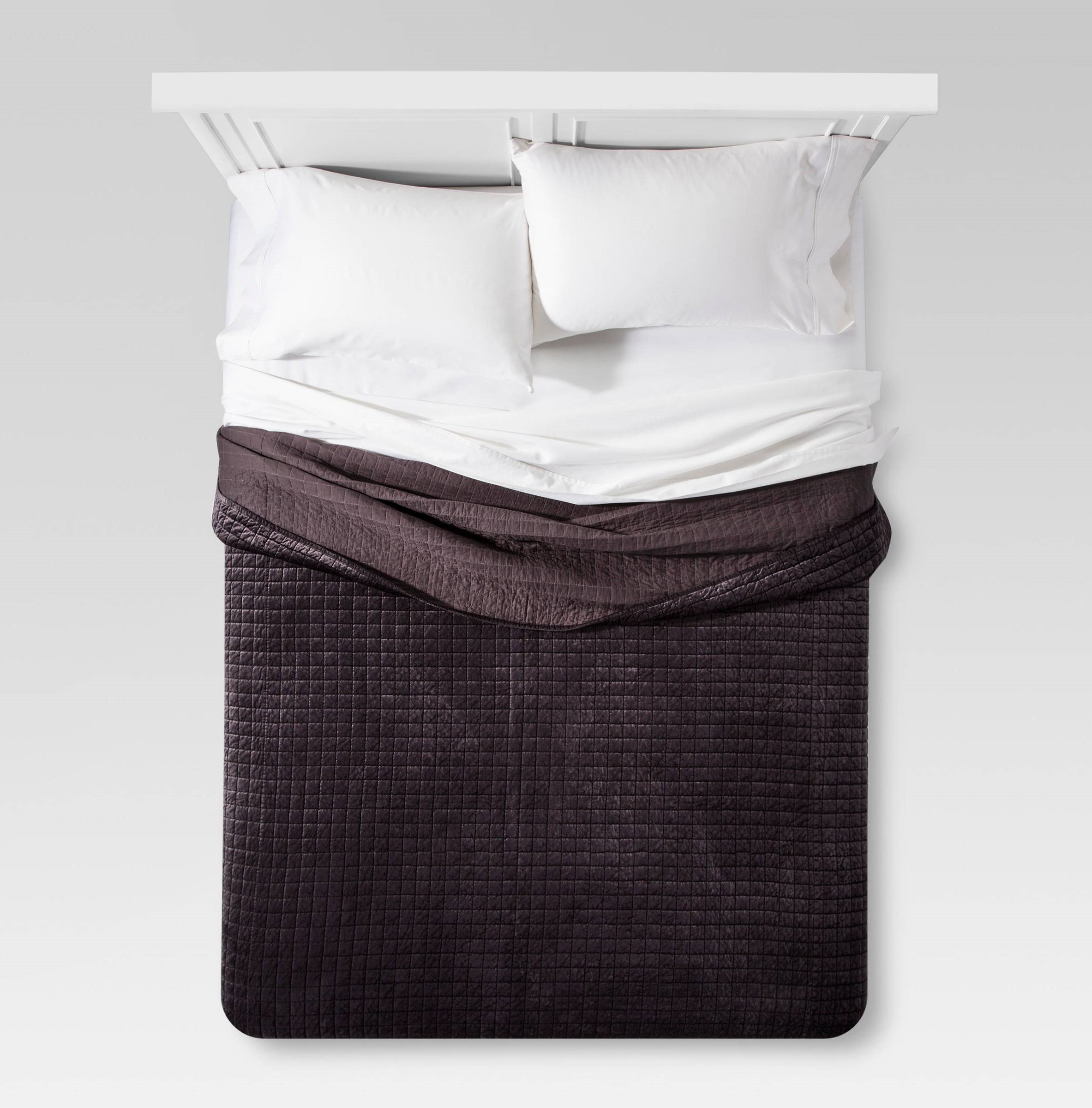 Target velvet quilt