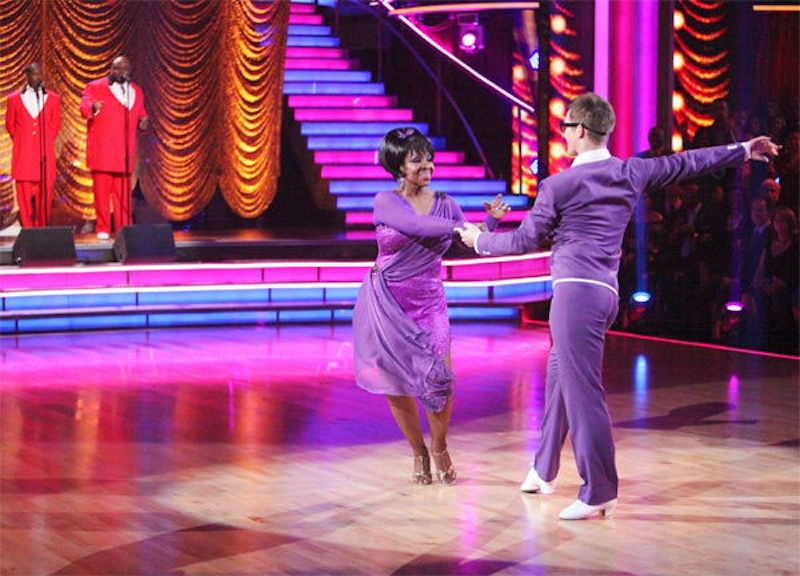 Gladys Knight dances on Dancing With the Stars Gladys Knight dances on Dancing With the Stars