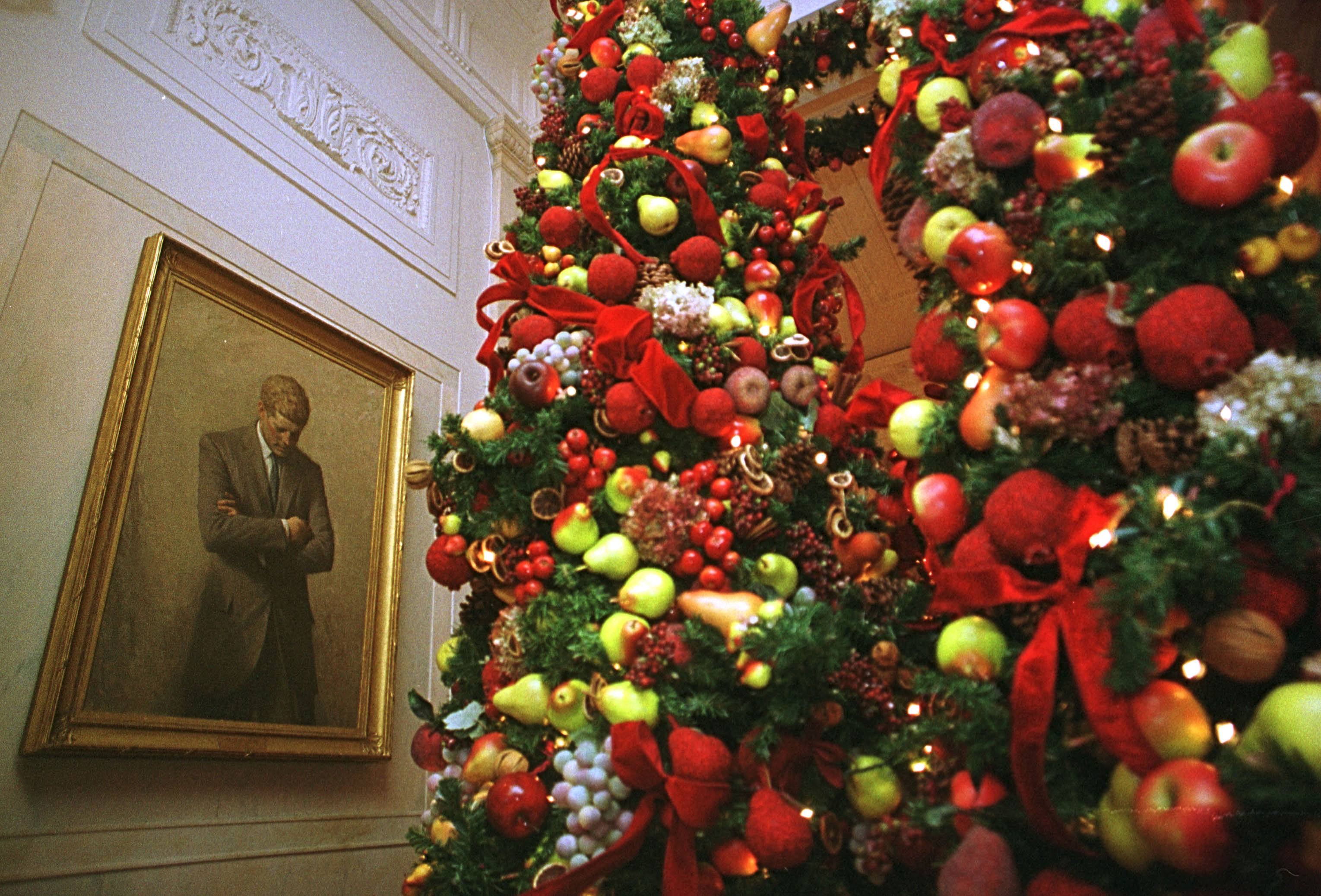 clinton's christmas decorations clinton's christmas decorations