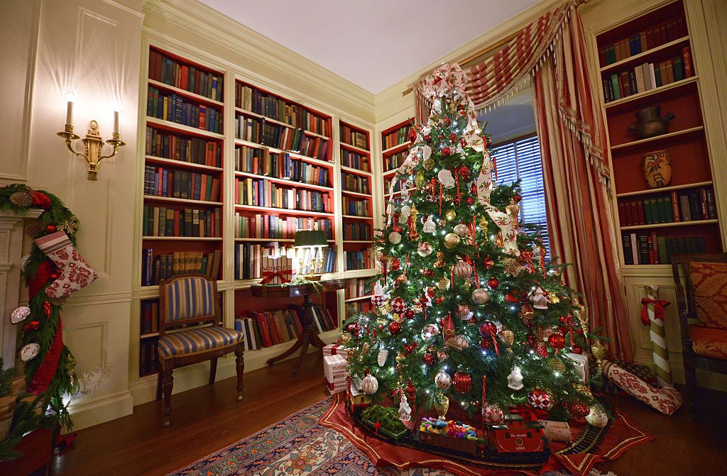 obama 2014 christmas tree library obama 2014 christmas tree library