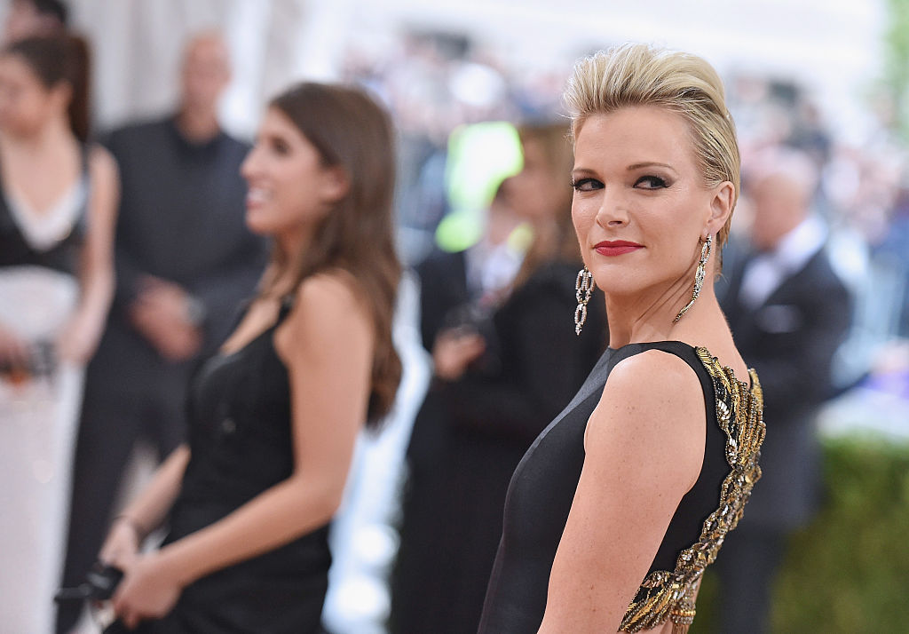 Megyn Kelly at Manus x Machina in a black dress Megyn Kelly at Manus x Machina in a black dress