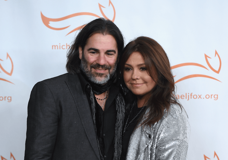 Rachel Ray and John Cusimano posing for photographers. Rachel Ray and John Cusimano posing for photographers.