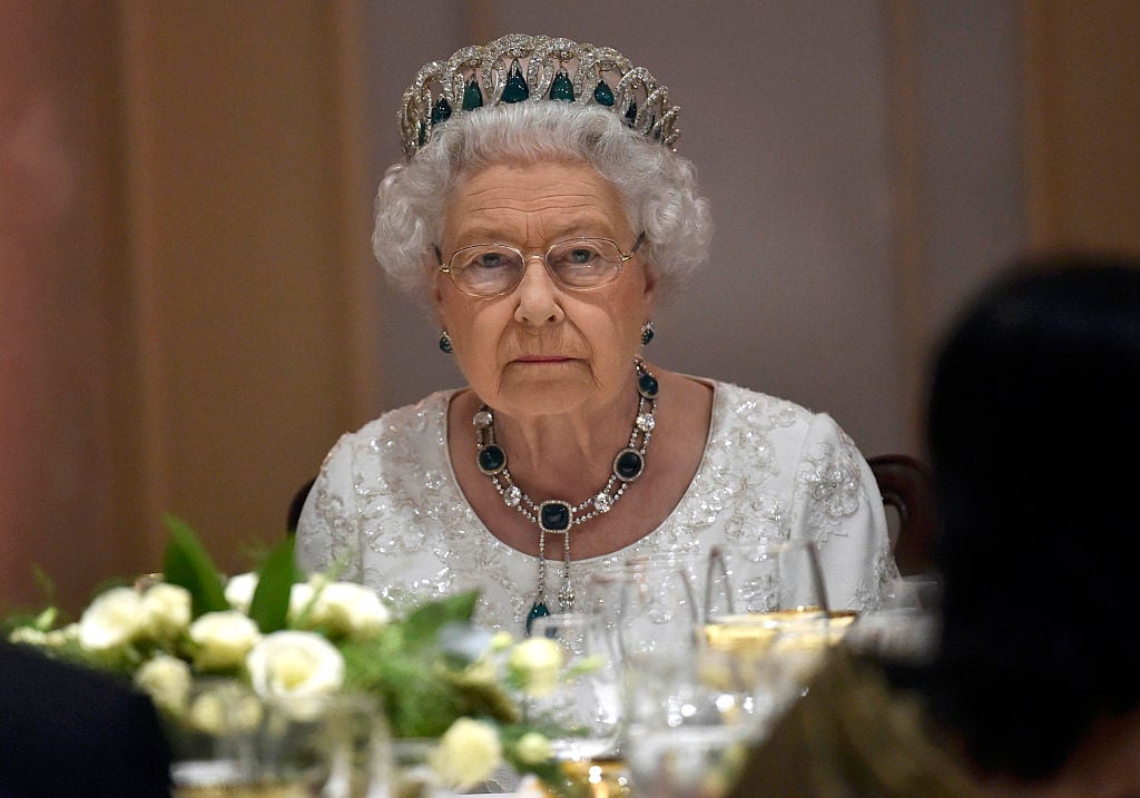 Queen Elizabet attends a dinner at the Corinthia Palace Hotel.