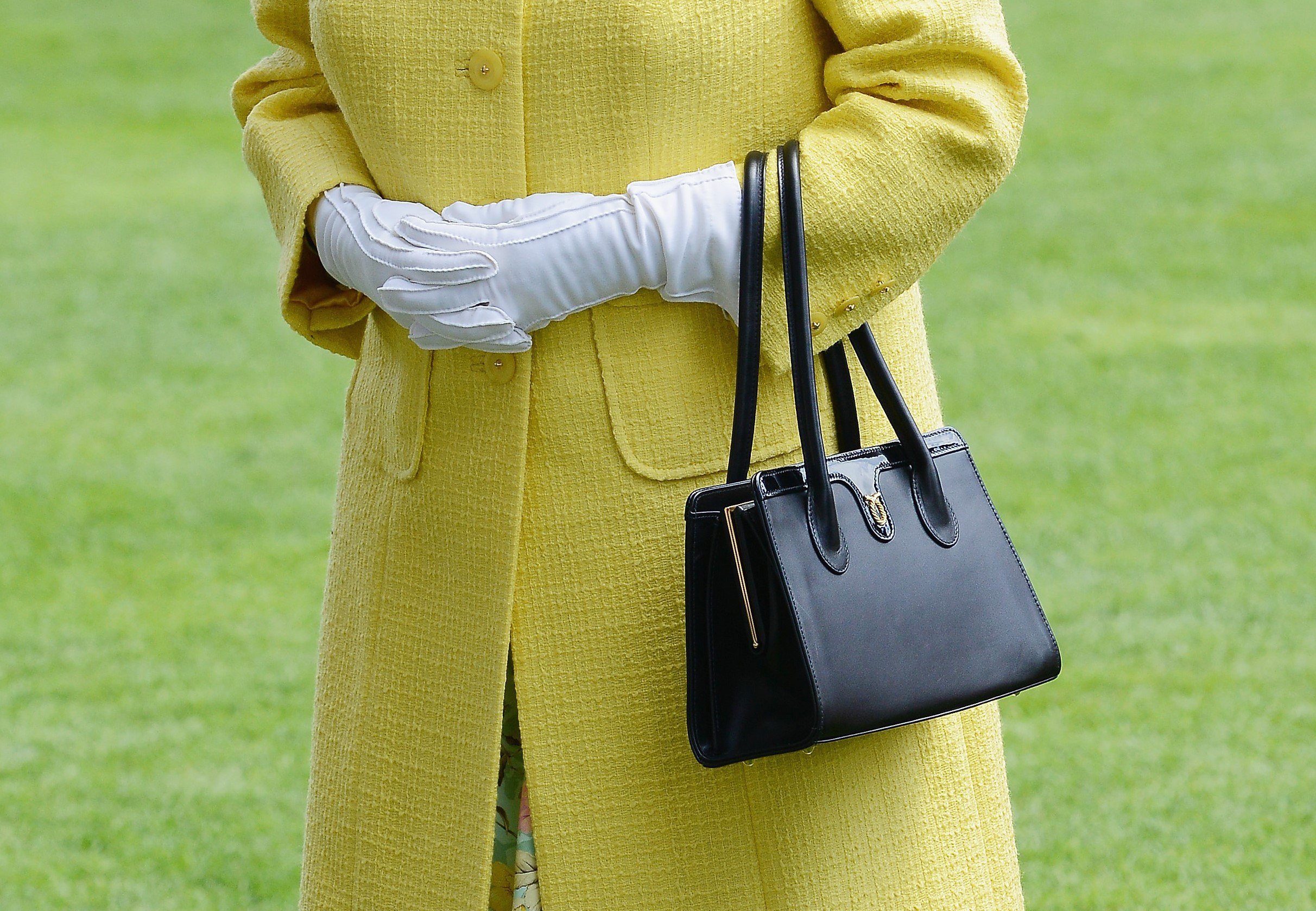 Queen Elizabeth purse