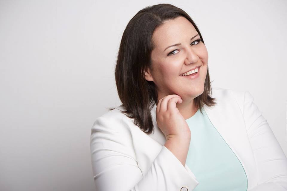 Samantha English Facebook marketer