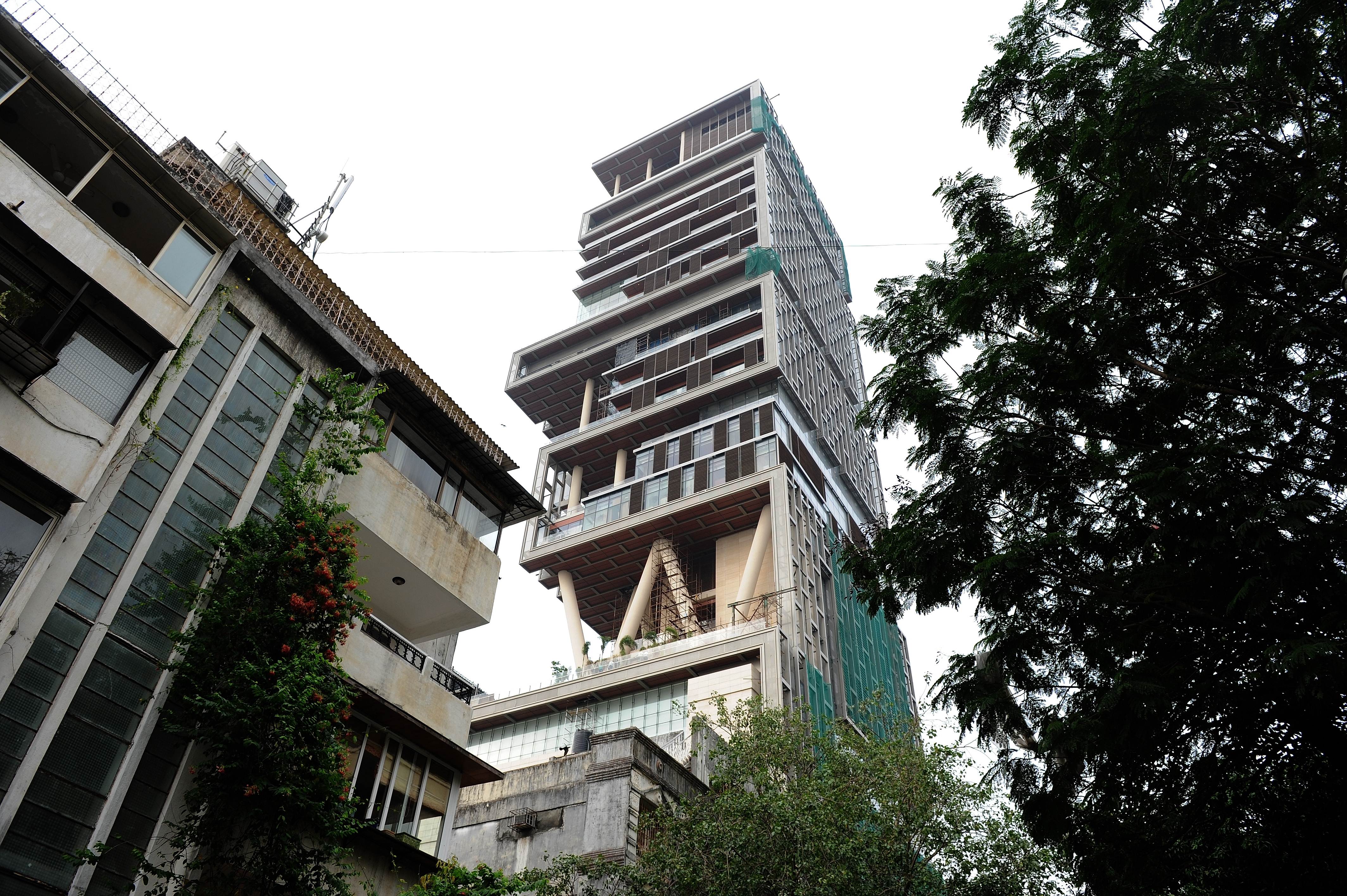 A 27 story building featuring odd walls