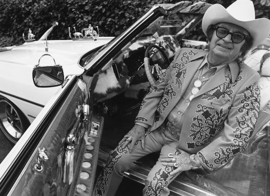 Nudie Cohn in his 1971 Pontiac Bonneville