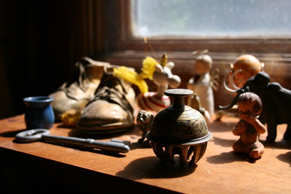 Knick-knacks on a Dusty Shelf Knick-knacks on a Dusty Shelf