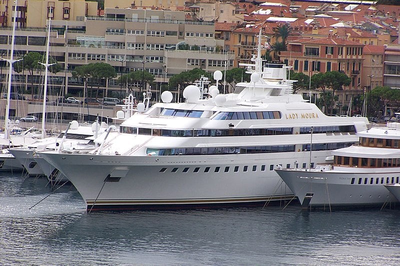 Lady-Moura Luxury Yacht