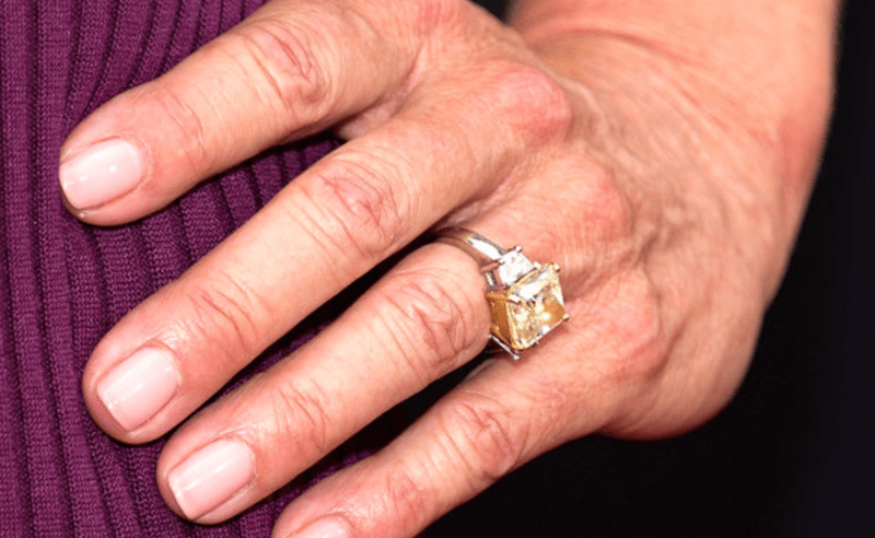 Luann De Lesseps' engagement ring. Luann De Lesseps' engagement ring.