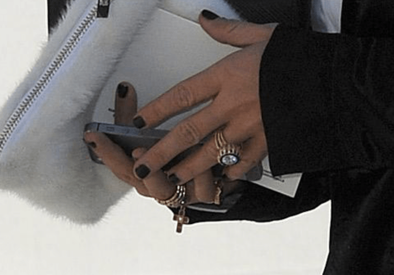 Mary-Kate Olsen's engagement ring. Mary-Kate Olsen's engagement ring.