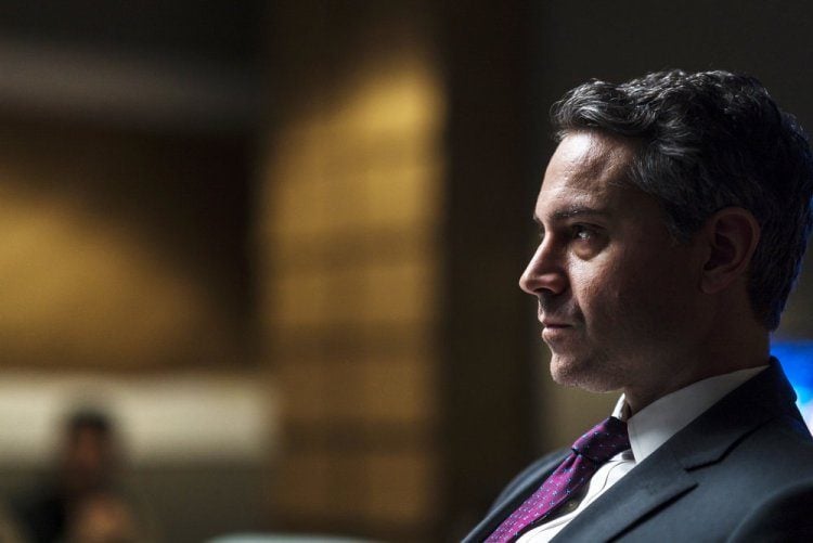 Agent Santiago in Mr. Robot Agent Santiago in Mr. Robot