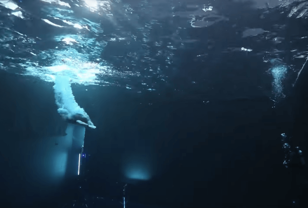 Chris Pratt films an underwater scene. Chris Pratt films an underwater scene.