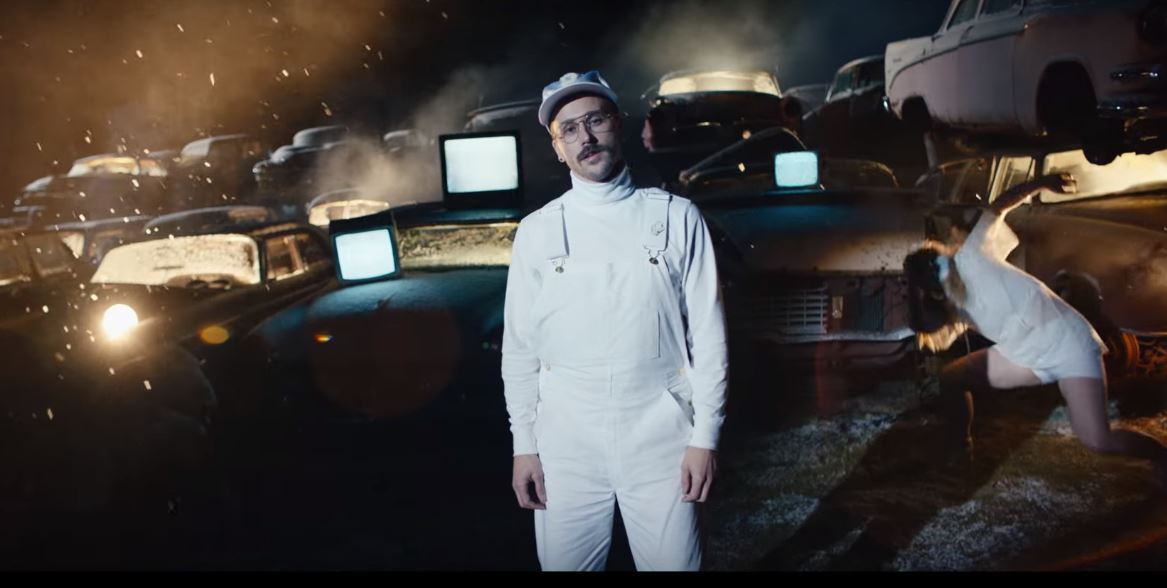 Portugal. The Man - "Feel It Still" (Official Video) Portugal. The Man - "Feel It Still" (Official Video)