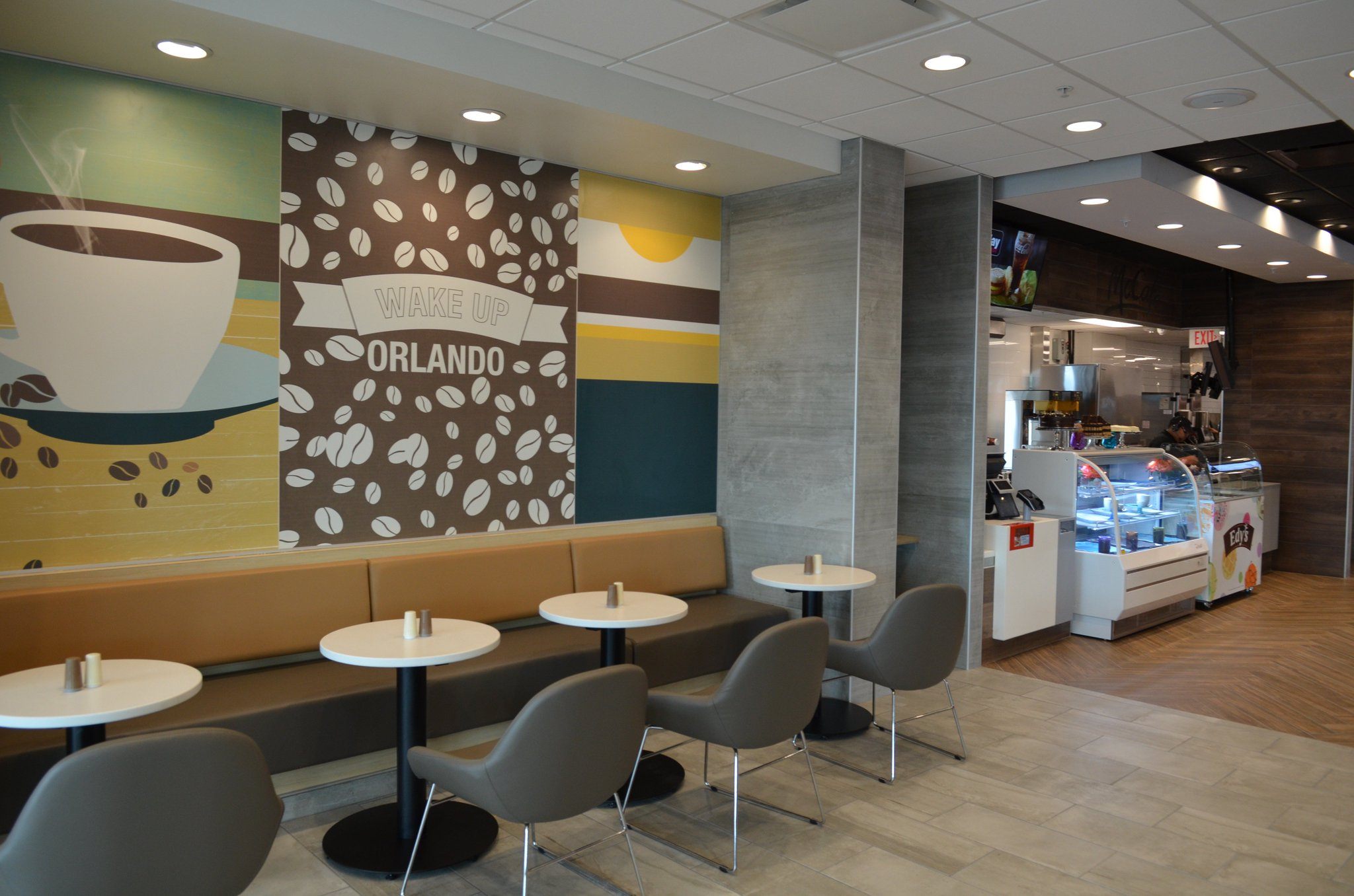 An Inside Look at America's Largest McDonald's (Including ...