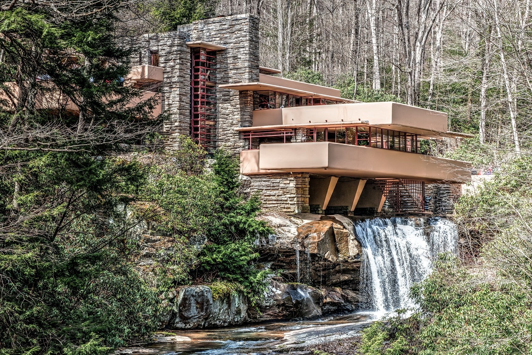 Frank Lloyd Wright's Fallingwater house HDR
