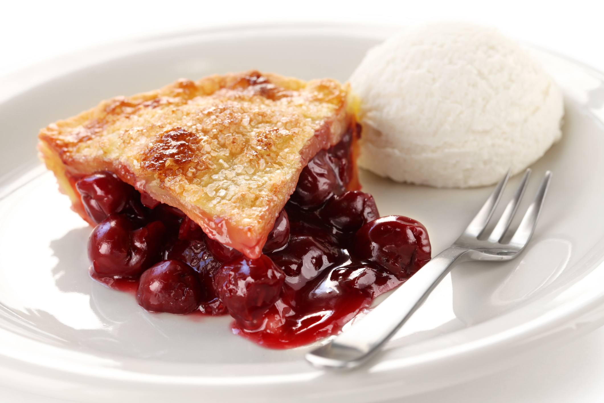 cherry pie slice with ice cream