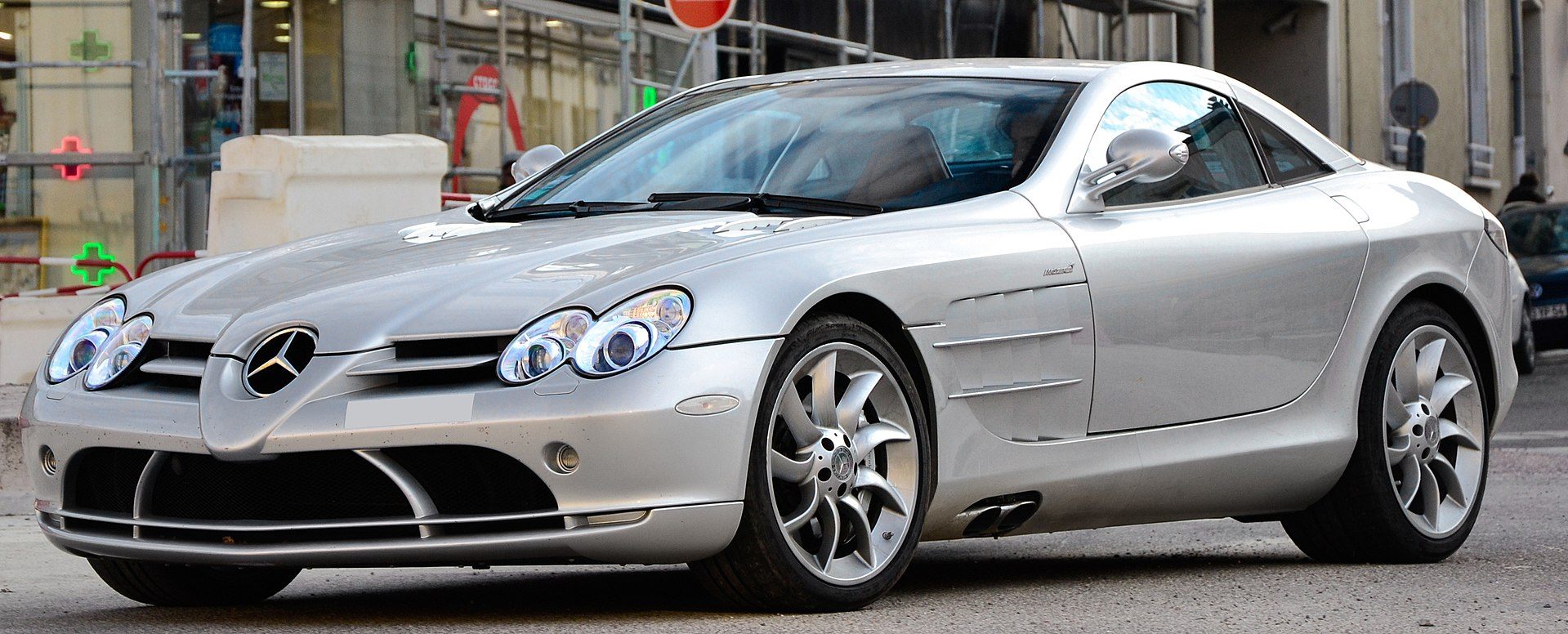 Mercedes Mclaren
