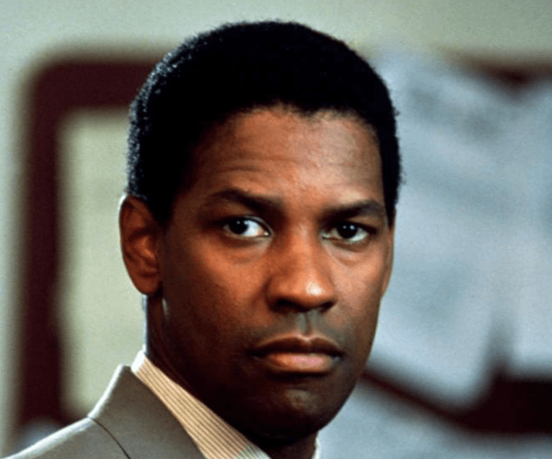 Denzel Washington looking serious and focused in 'Pelican Brief'. Denzel Washington looking serious and focused in 'Pelican Brief'.