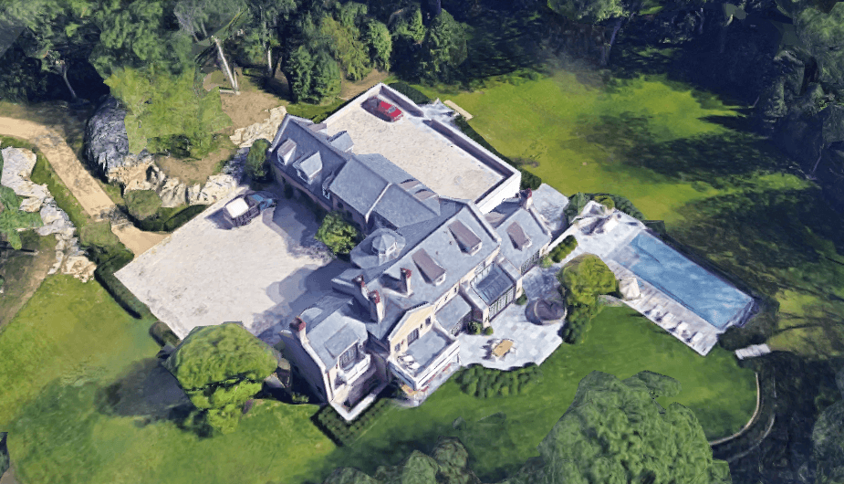 Inside The Spectacular Homes Of Tom Brady