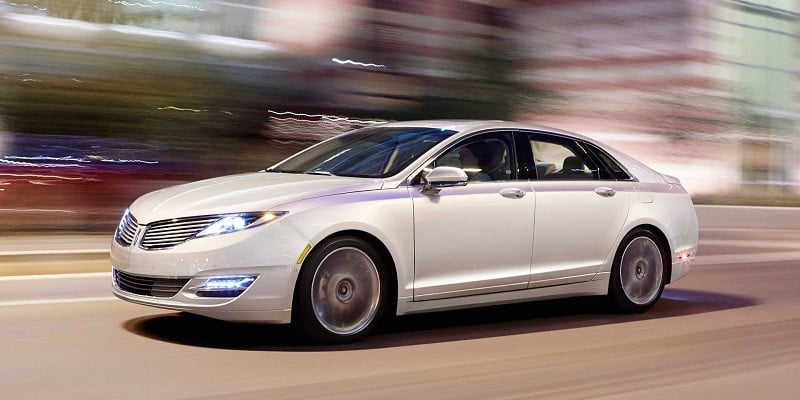 Front three-quarter view of white white 2015 Lincoln MKZ
