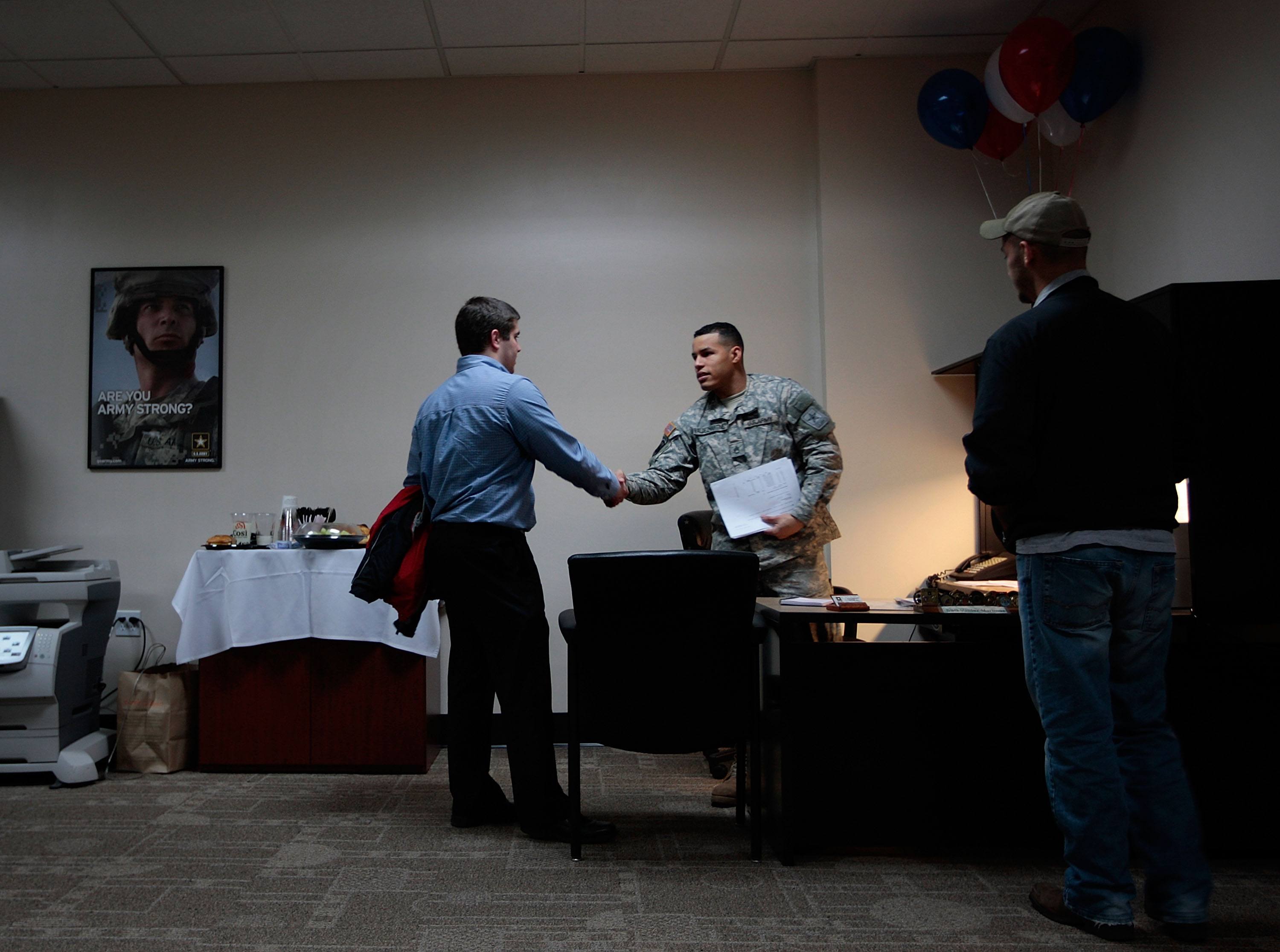 Military Opens Recruiting Station Near Ground Zero In New York