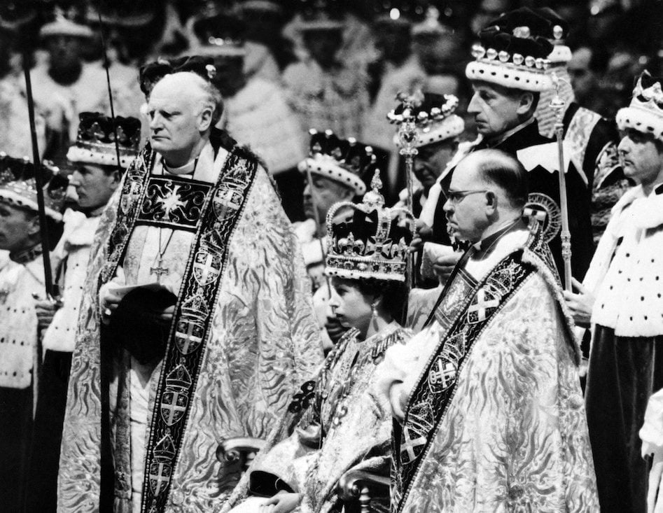 Queen Elizabeth II, surrounded by the bishop of Durham Lord Michael Ramsayand the bishop of Bath and Wells Lord Harold Bradfield, receives homage
