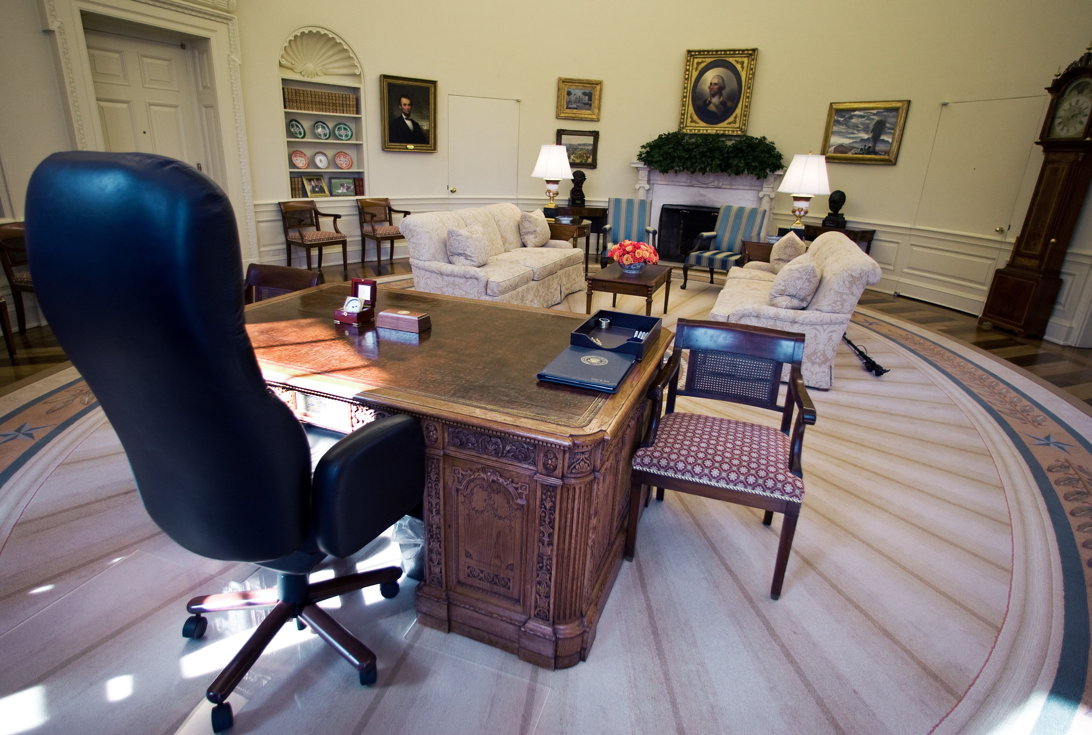 Desk in Oval office