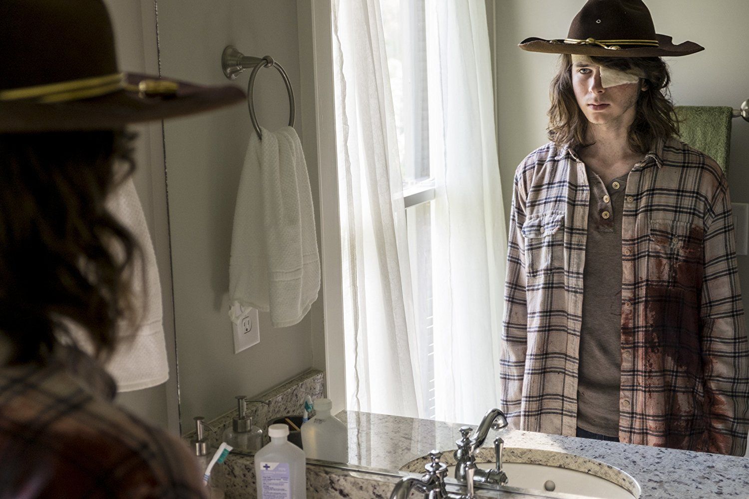 The Walking Dead Cast Really Didn T Take Carl S Death Well