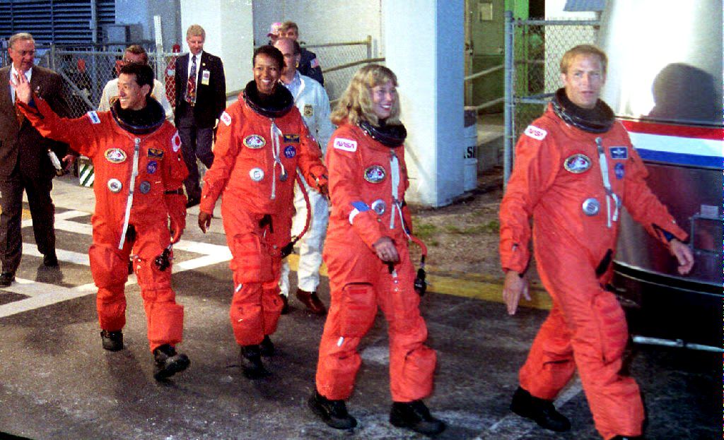 Space Shuttle Endeavour astronaut crew members 