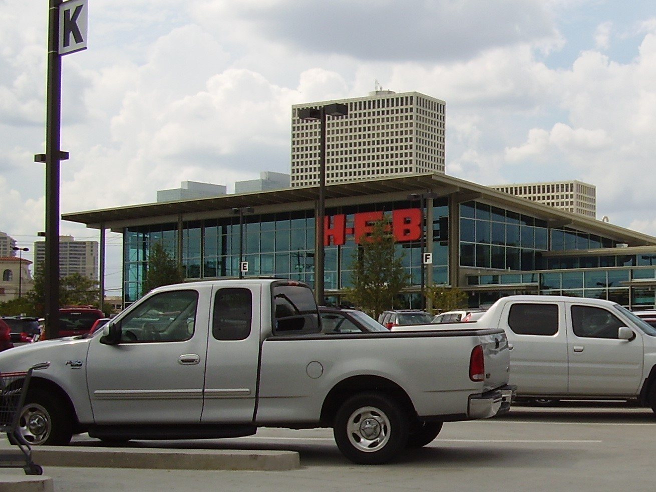 H-E-B Market