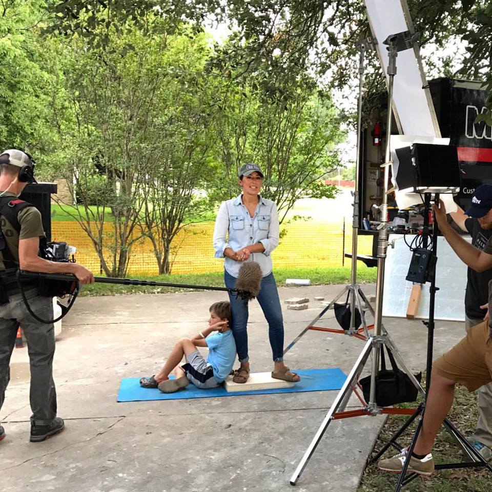 Joanna Gaines Joanna Gaines interview with her son at her feet