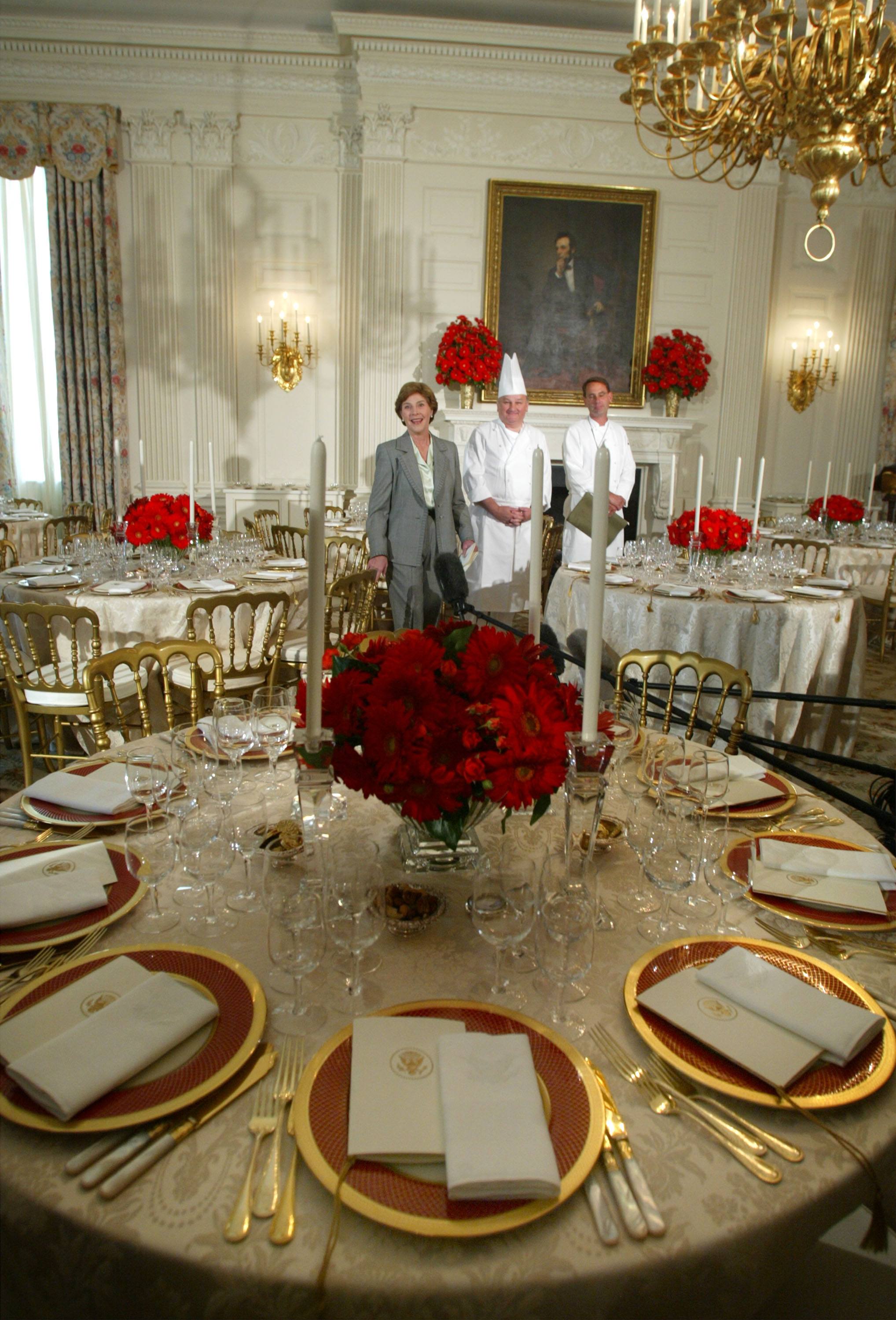 Laura Bush Shows State Dinning Room