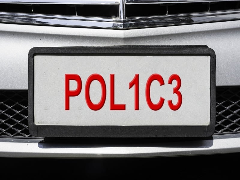 POL1C3 licence plate