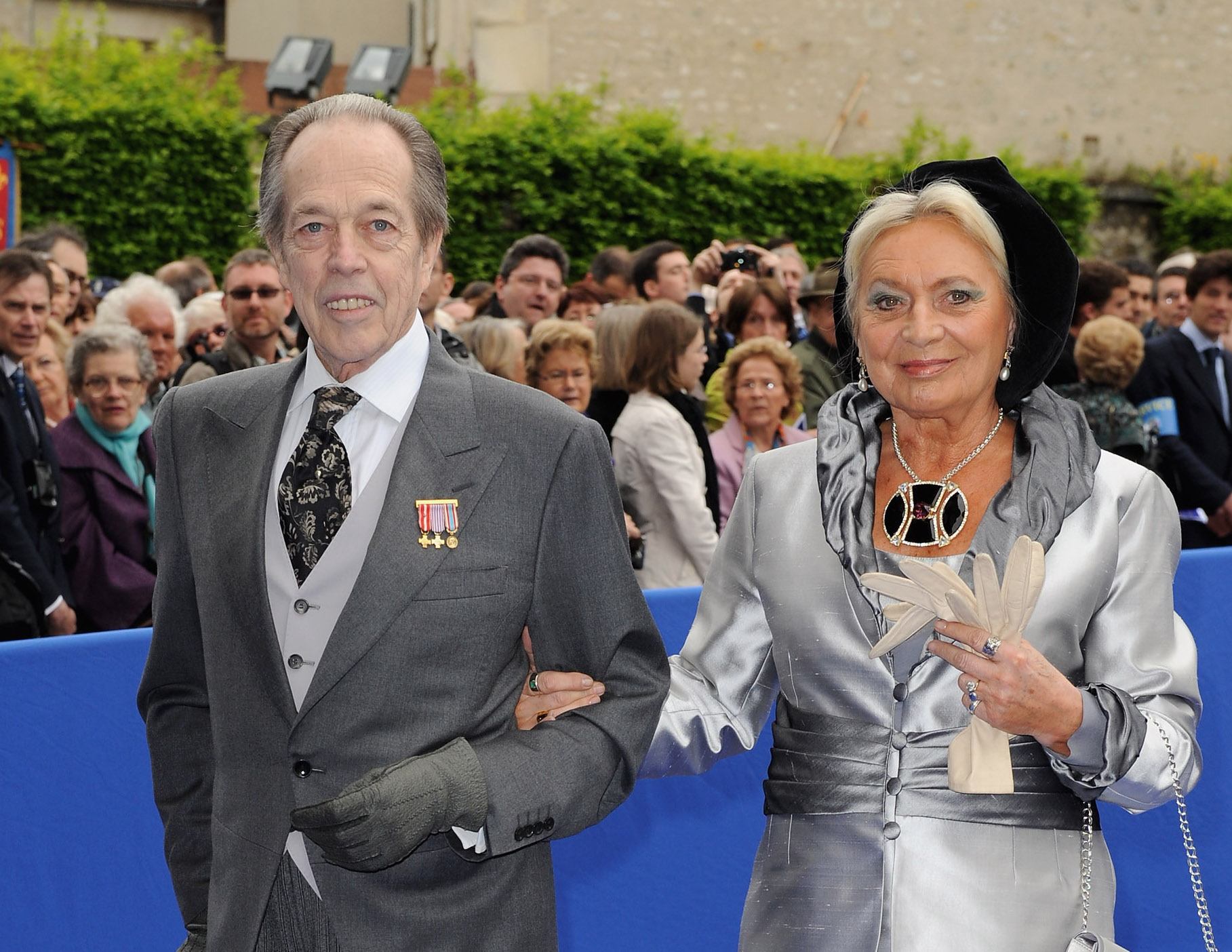 This Family Claims to Be French Royalty, and It’s Really Controversial