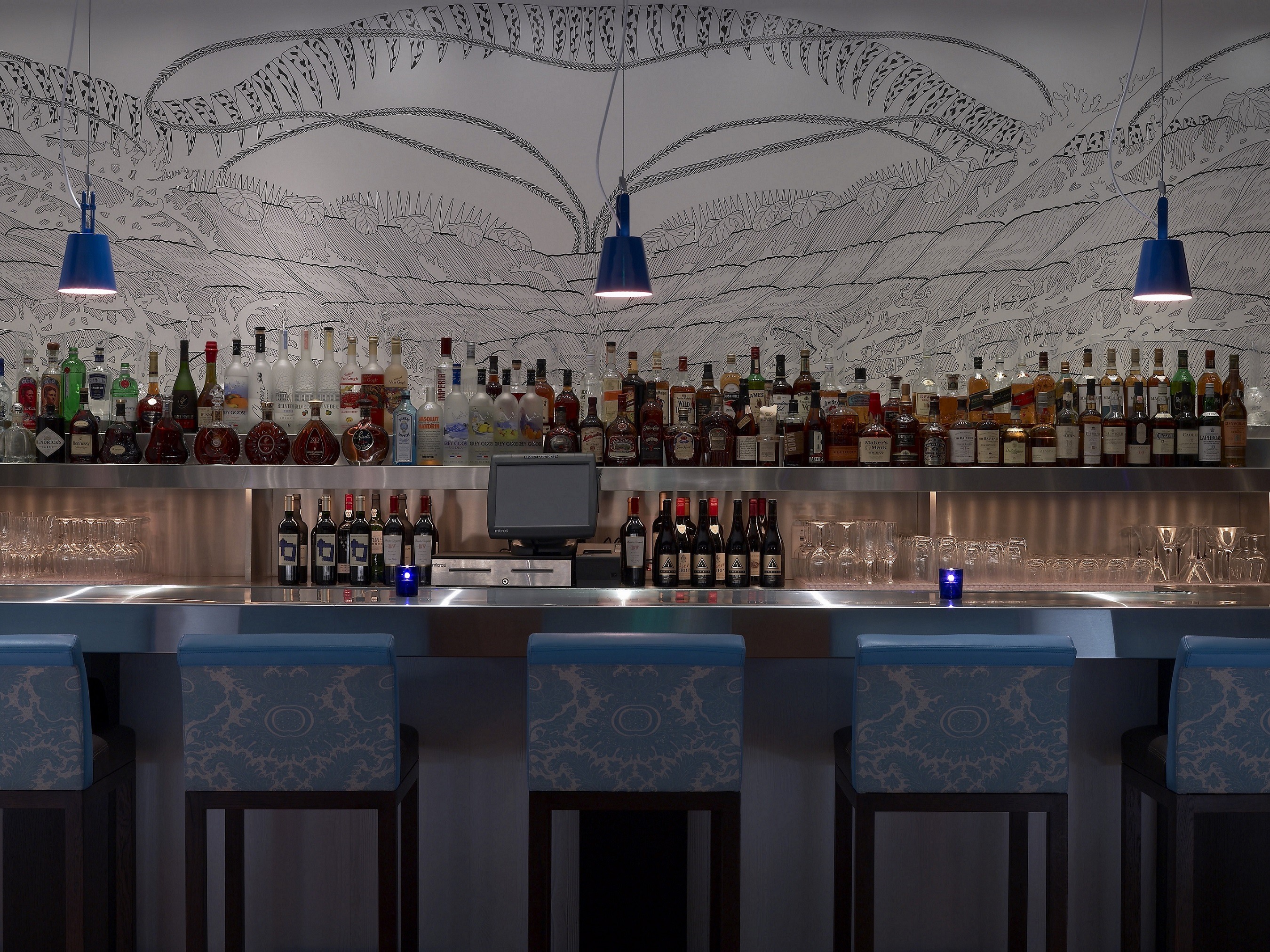 bar at Steak 954