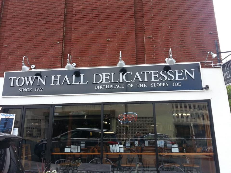 Town Hall Deli