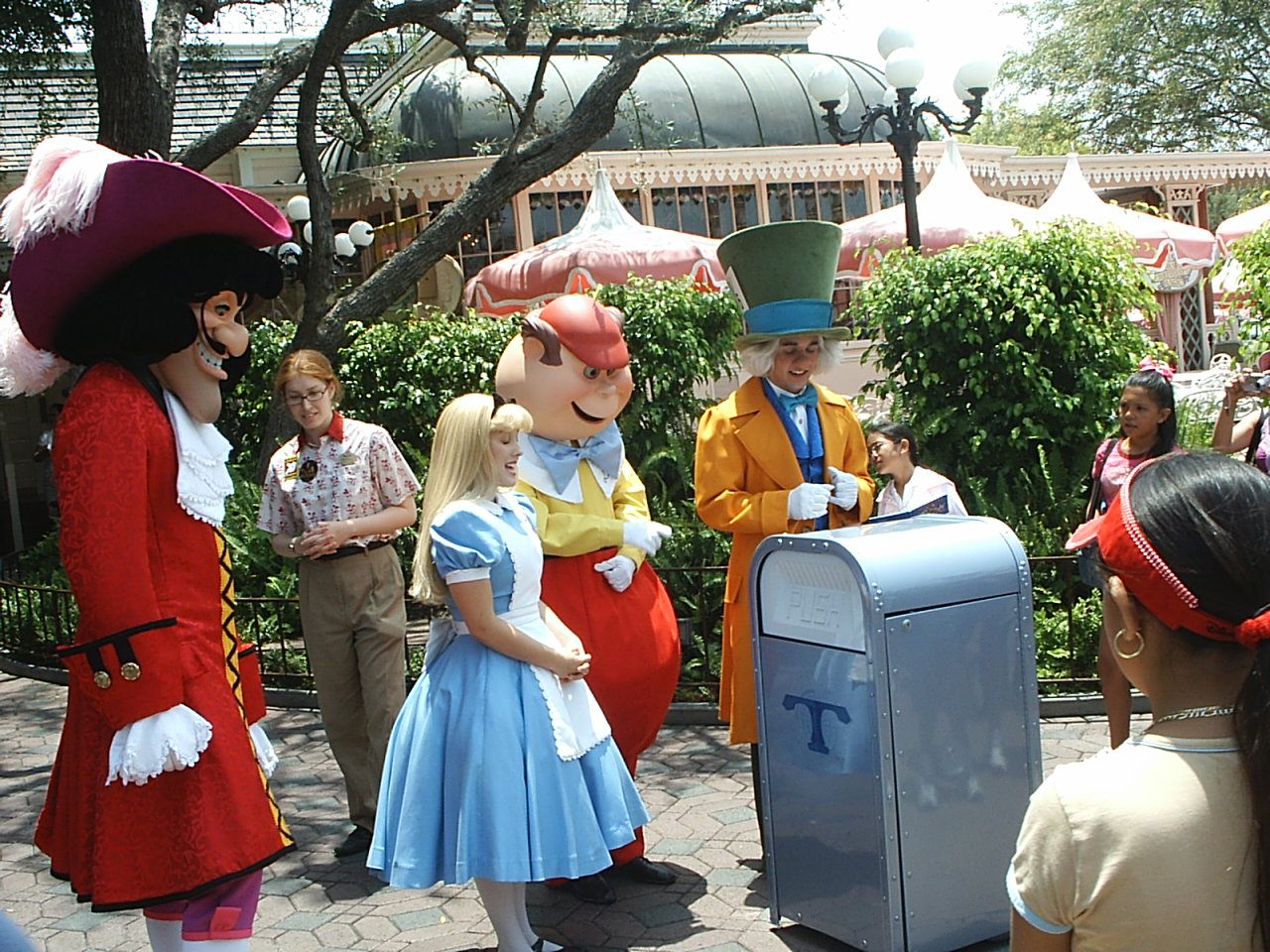 Push the talking trashcan disney