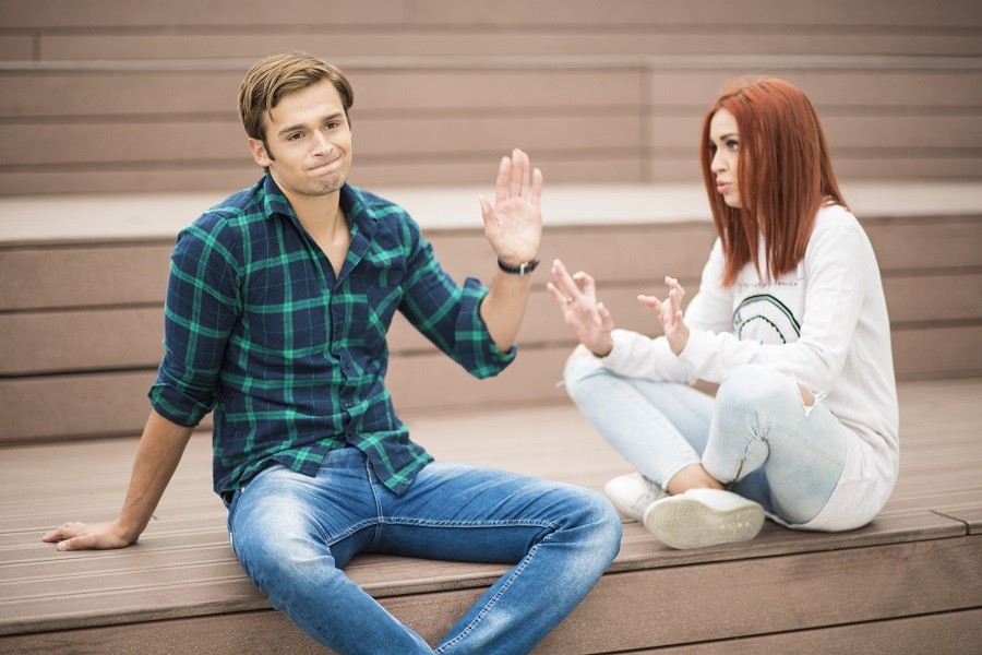 Crossed leg couple