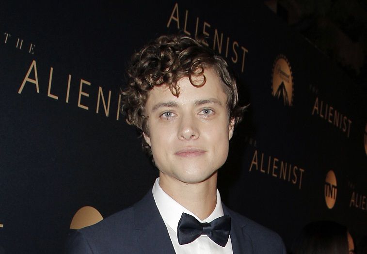 Douglas Smith attends the premiere of TNT's 'The Alienist' on January 11, 2018 in Los Angeles, California. Douglas Smith attends the premiere of TNT's 'The Alienist' on January 11, 2018 in Los Angeles, California.