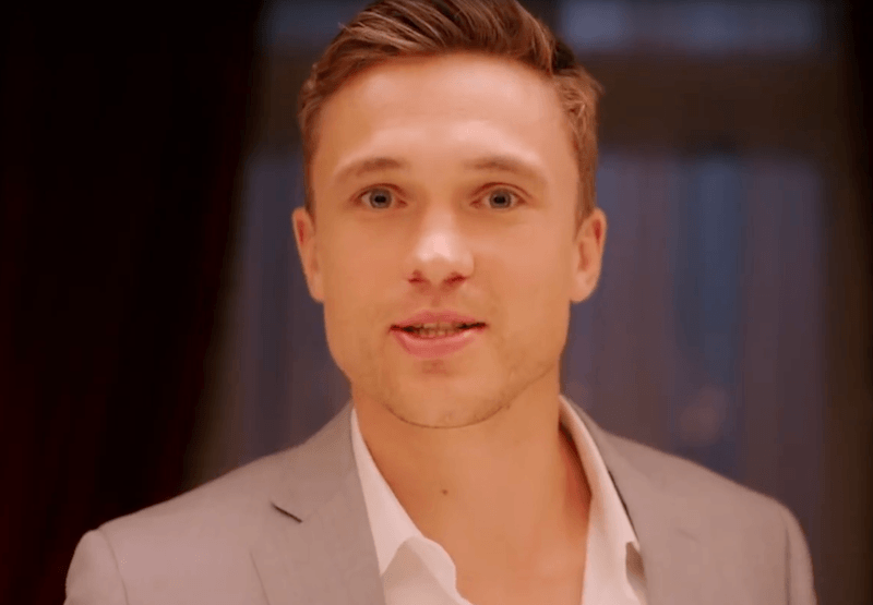 William Moseley as Prince Liam William Moseley as Prince Liam