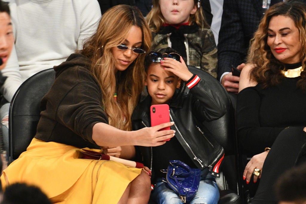 Beyonce and Blue Ivy take a selfie