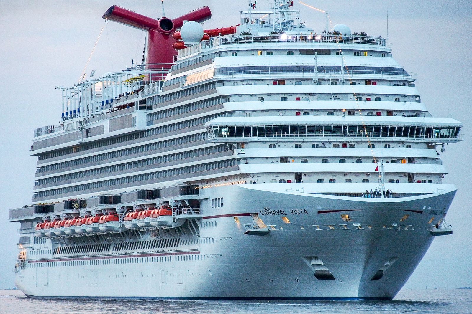 Carnival vista cruise ship