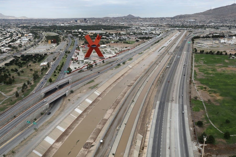 El Paso, Texas. El Paso, Texas.